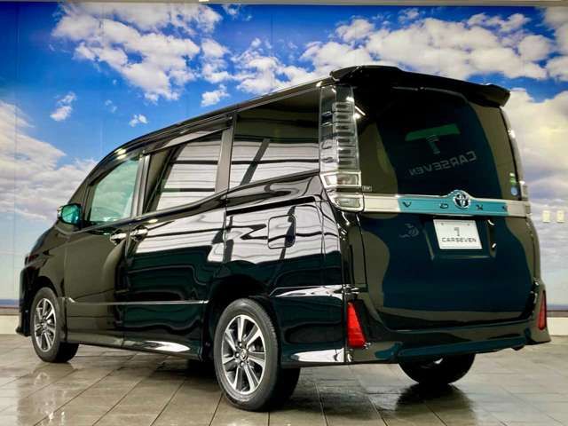 TOYOTA VOXY 4WD 2018 Image 31