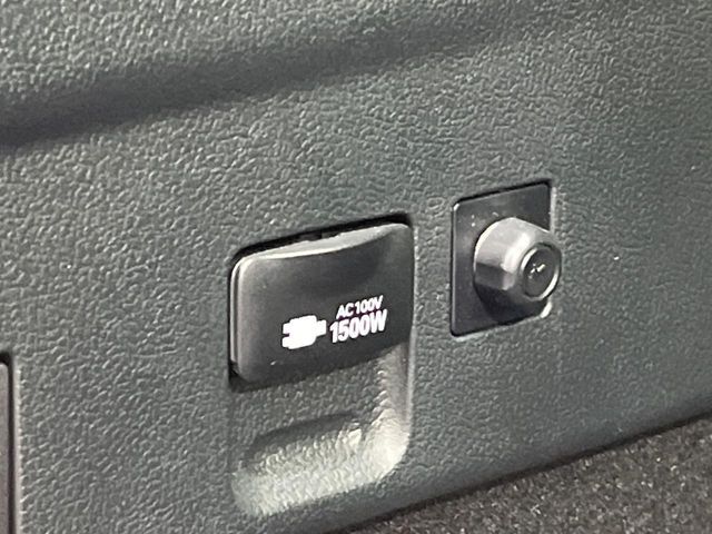 TOYOTA PRIUS 2020 Image 31