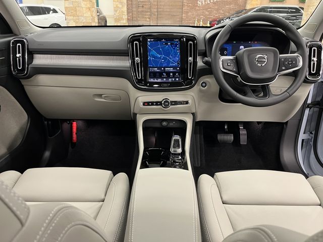 VOLVO XC40 2025 Image 31