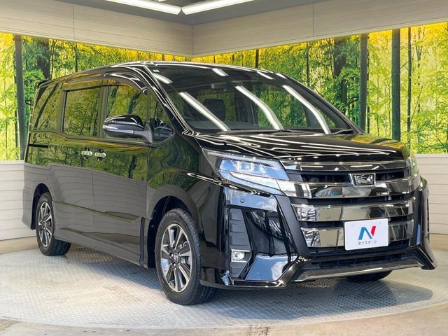 TOYOTA NOAH 2018 Image 31