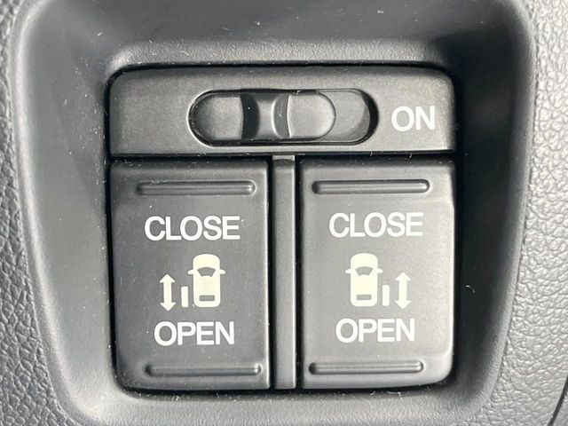 HONDA N BOX CUSTOM 2013 Image 31