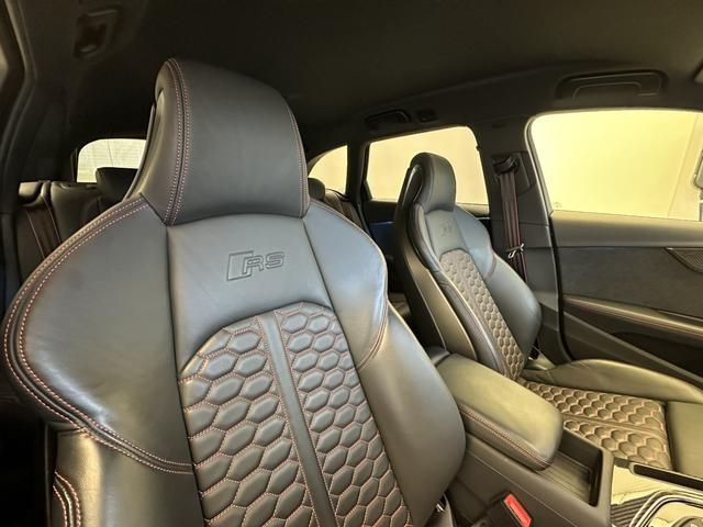 AUDI RS4 AVANT 2021 Image 31