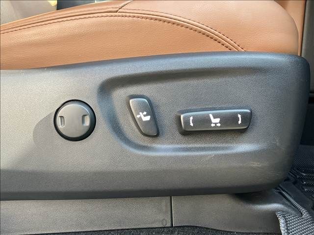 TOYOTA LANDCRUISER PRADO 2022 Image 31