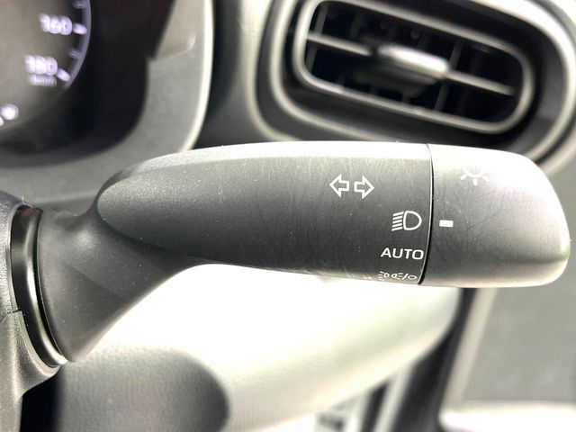 TOYOTA YARIS 2022 Image 31