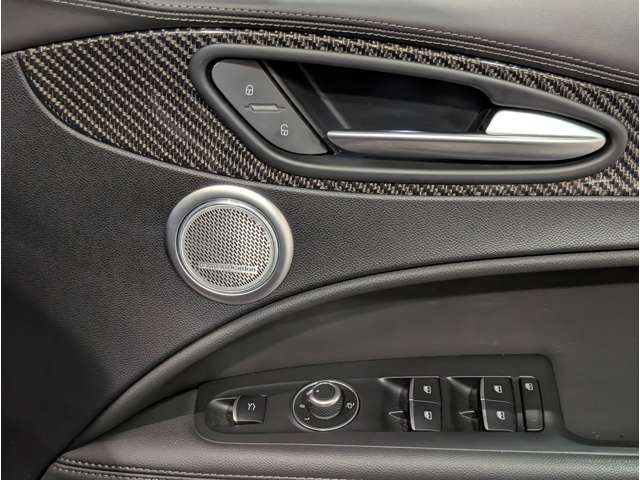 ALFAROMEO STELVIO 2023 Image 31