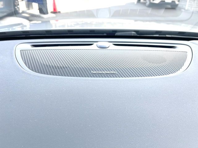 VOLVO V60 2020 Image 31