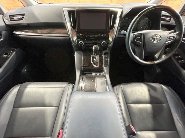 TOYOTA VELLFIRE 2015 Image 31