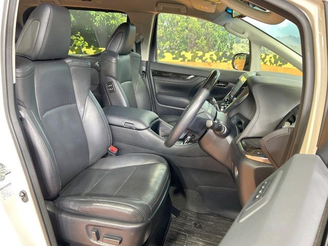 TOYOTA VELLFIRE 2015 Image 31