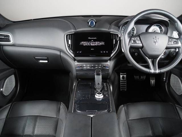 MASERATI GHIBLI SEDA 2022 Image 31
