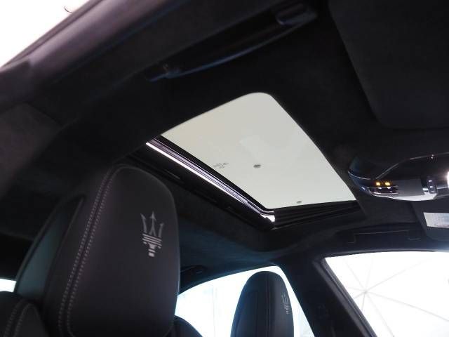 MASERATI GHIBLI SEDA 2022 Image 31