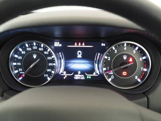 MASERATI GHIBLI SEDA 2022 Image 31