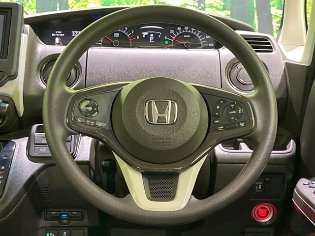 HONDA N BOX 2022 Image 31