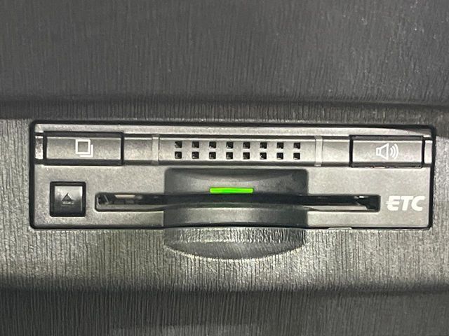 TOYOTA PRIUS 2015 Image 31