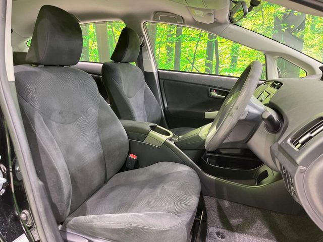 TOYOTA PRIUS 2015 Image 31