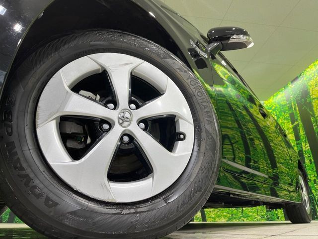 TOYOTA PRIUS 2015 Image 31