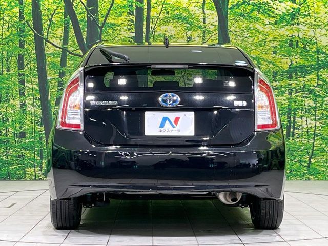 TOYOTA PRIUS 2015 Image 31