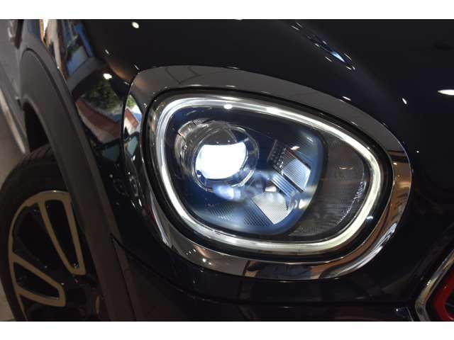 BMW MINI CROSSOVER 2020 Image 31