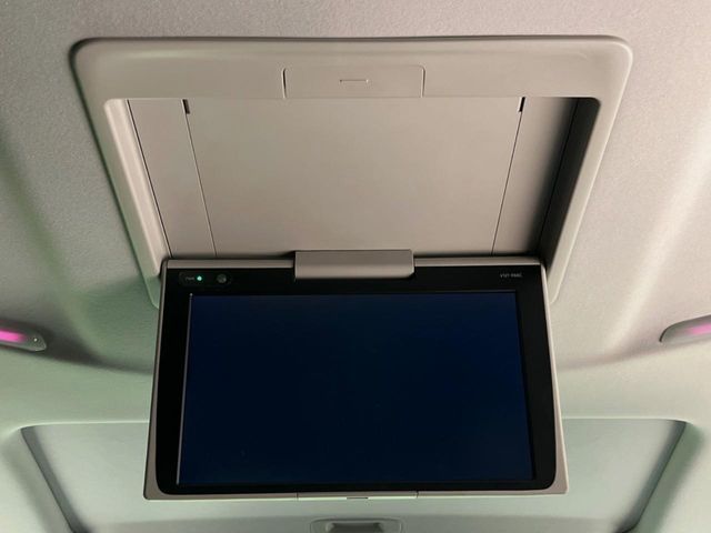 TOYOTA VELLFIRE 2017 Image 31