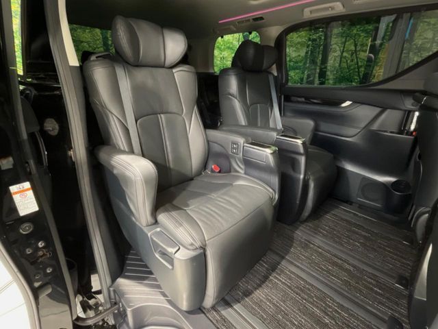 TOYOTA VELLFIRE 2017 Image 31