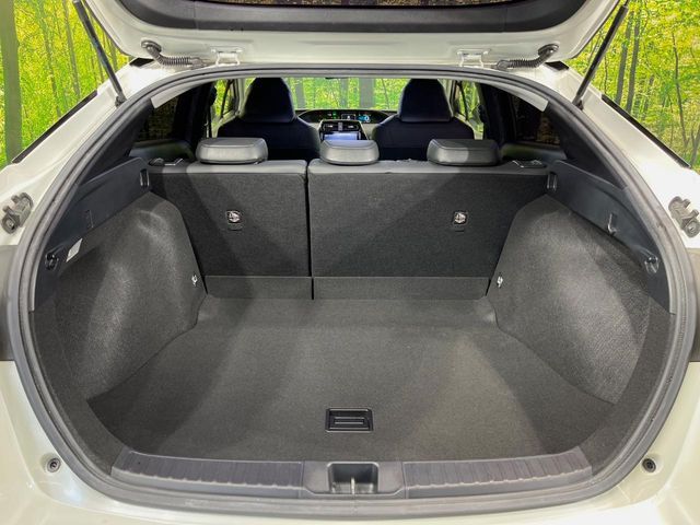 TOYOTA PRIUS 2019 Image 31