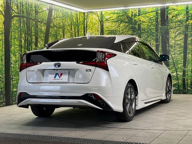 TOYOTA PRIUS 2019 Image 31