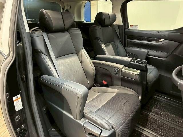 TOYOTA ALPHARD HYBRID 4WD 2020 Image 31