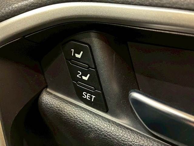 TOYOTA RAV4 4WD 2023 Image 31