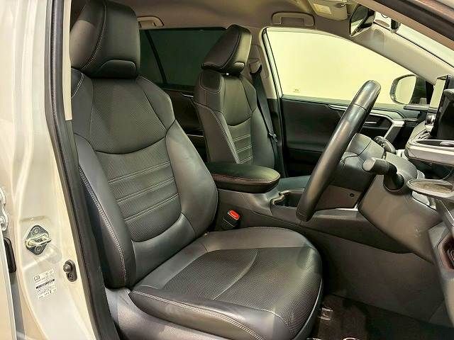 TOYOTA RAV4 4WD 2023 Image 31