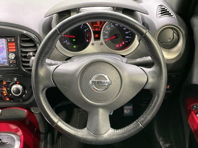 NISSAN JUKE 2014 Image 31
