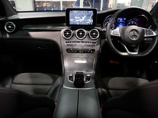 MERCEDES BENZ GLC CL 2019 Image 31