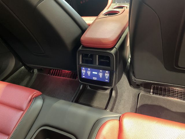 PORSCHE TAYCAN 2024 Image 31