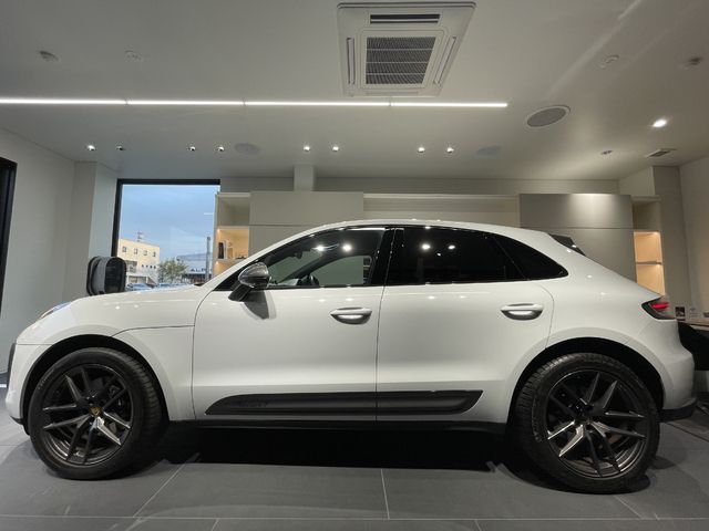 PORSCHE MACAN 2023 Image 31