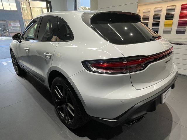 PORSCHE MACAN 2023 Image 31