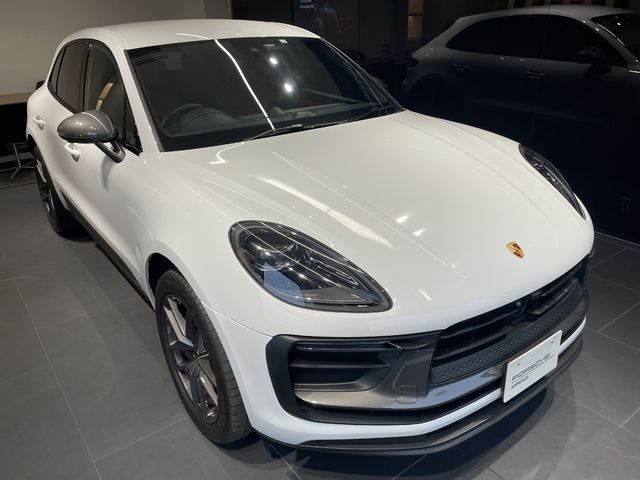 PORSCHE MACAN 2023 Image 31