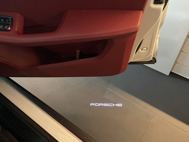 PORSCHE MACAN 2023 Image 31