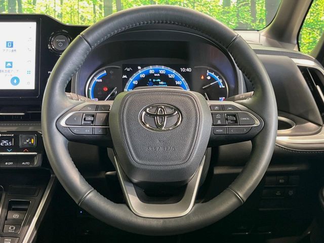 TOYOTA VOXY HYBRID 2024 Image 31