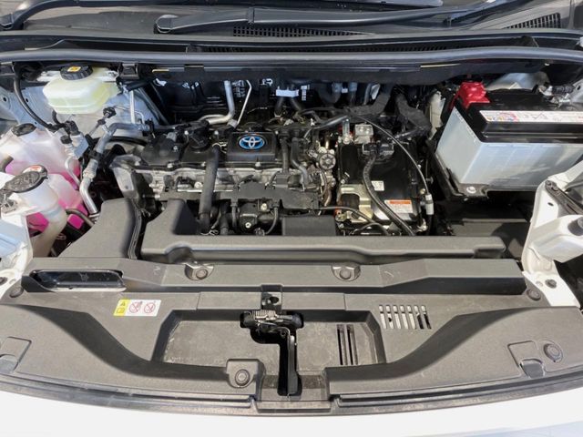 TOYOTA VOXY HYBRID 2024 Image 31