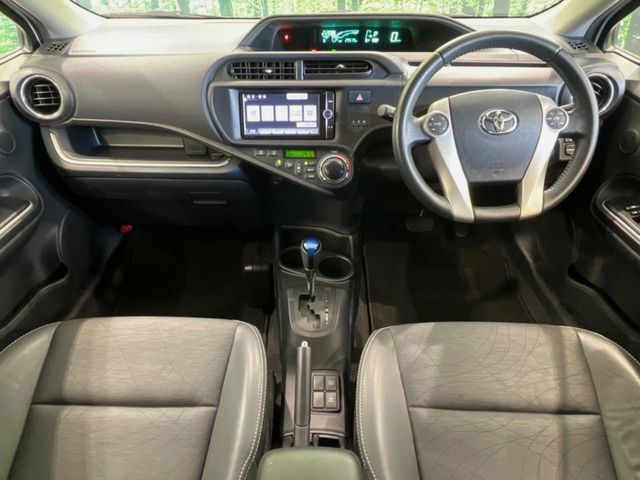 TOYOTA AQUA 2013 Image 31