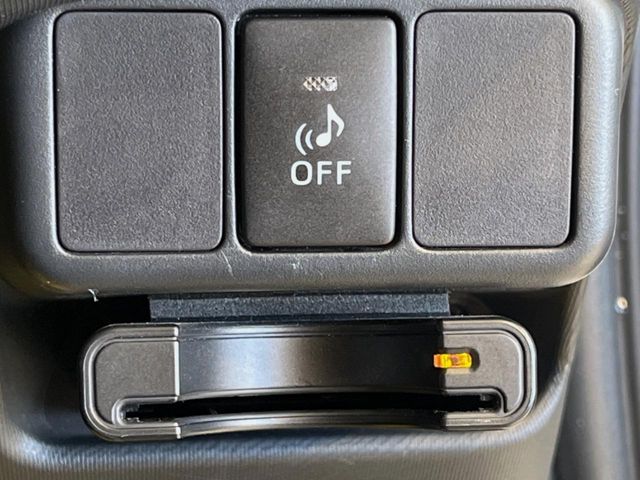 TOYOTA AQUA 2013 Image 31