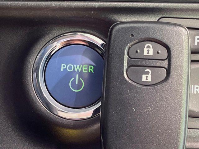 TOYOTA AQUA 2013 Image 31