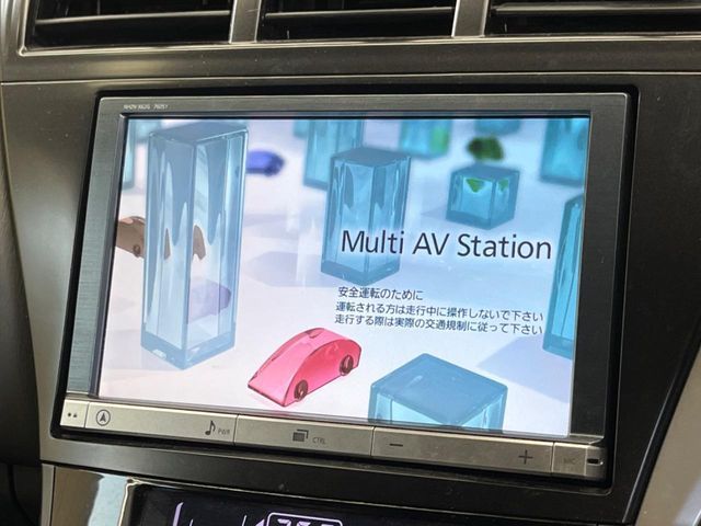 TOYOTA PRIUS ALPHA 2013 Image 31