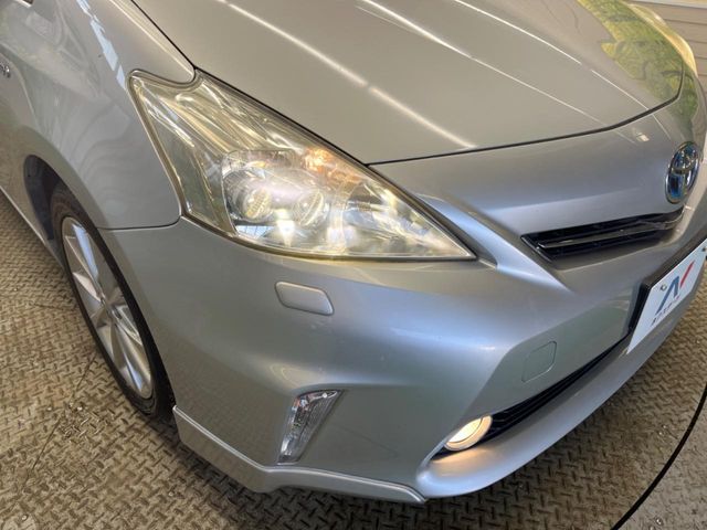 TOYOTA PRIUS ALPHA 2013 Image 31