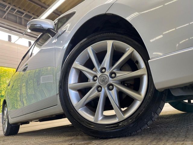 TOYOTA PRIUS ALPHA 2013 Image 31