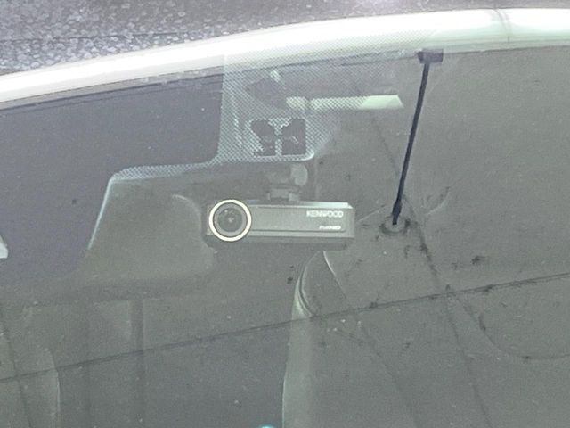 TOYOTA PRIUS 2019 Image 31