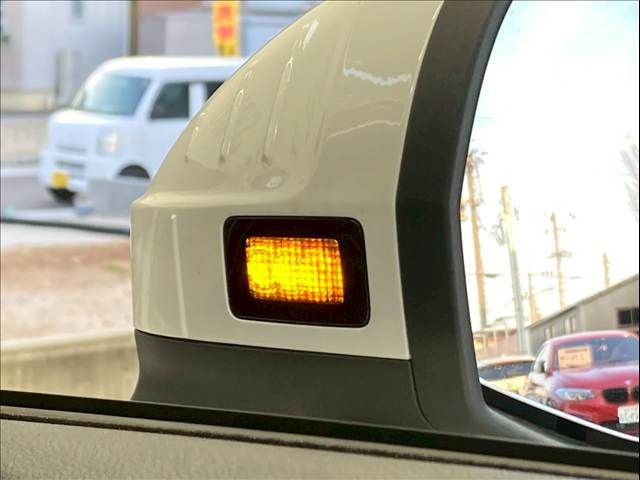 AUDI A4 AVANT 2021 Image 31