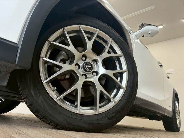 TOYOTA LEXUS UX250H 2019 Image 31