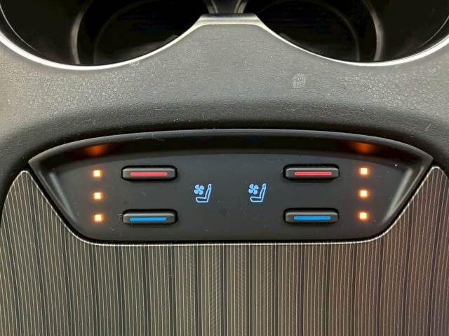 TOYOTA HARRIER 2WD 2021 Image 31