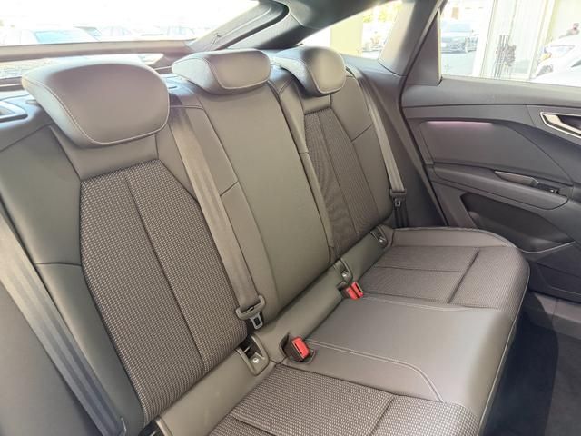 AUDI Q4 E-TRON SPORT 2024 Image 31