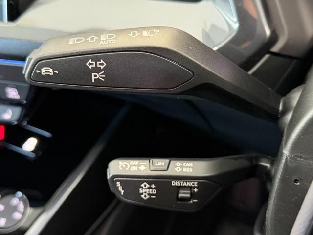 AUDI Q4 E-TRON SPORT 2024 Image 31