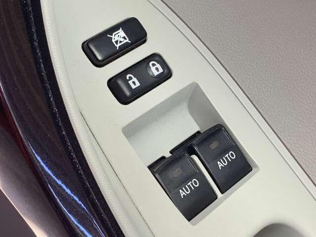 TOYOTA IQ 2013 Image 31